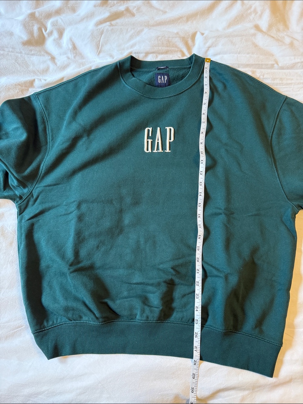 GAP Men's Heavyweight Forest Green Crewneck Sweatshirt with Embroidered Logo - Picture 4 of 5